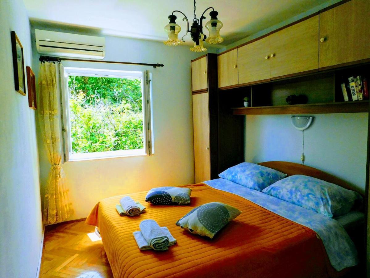 Apartments Neno กอร์จูลา ภายนอก รูปภาพ
